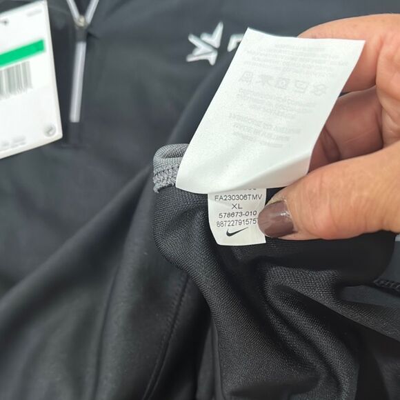 Nike Black and Gray Performance Jacket with Quarter-Zip Size XL - Picture 9 of 10
